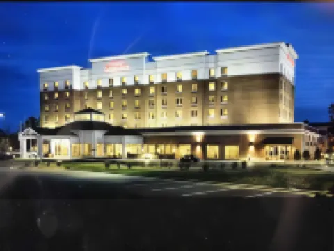 ฮิลตันการ์เด้นอินน์ แกสโทเนีย โรงแรมในแกสโตเนีย