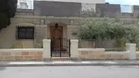 Merzuq House - Deluxe Double Room with Shower Ta' Kaċċatura附近的飯店
