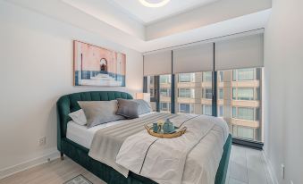 Stallion Suites Yorkville