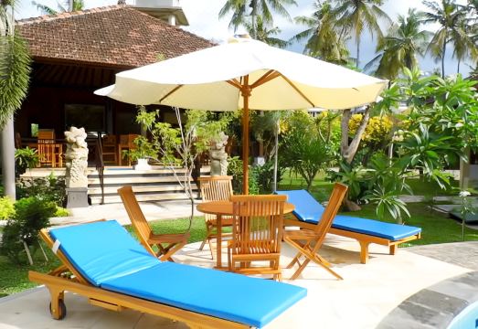 호텔 마이 로비나