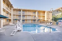 La Quinta Inn by Wyndham Sacramento North Hotels in McClellan Park
