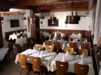 Hotel Lösch Pfälzer Hof فنادق في Germersheim