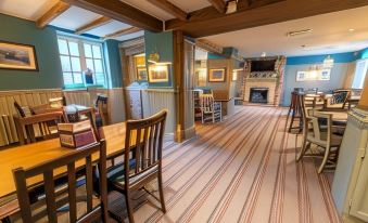 Cross Keys by Chef & Brewer Collection - Housity