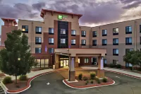 Holiday Inn Express & Suites Albuquerque Historic Old Town Hotels in 