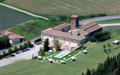 Borgo Sant'Ippolito Country Hotel Hotele w: Ginestra