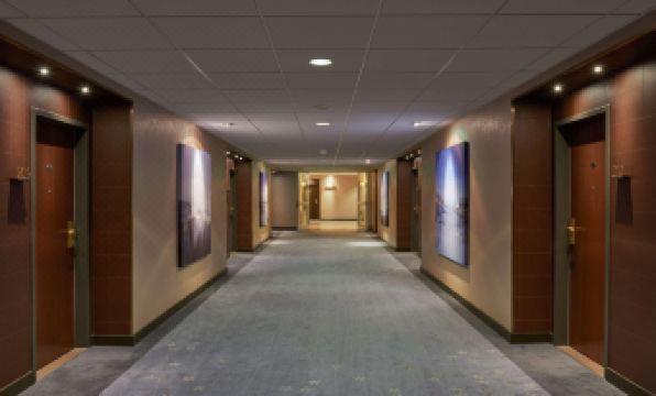 Dorint Hotel Bonn - Housity