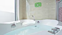 Namhae Healing Time Pension - Hot Tub