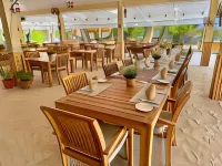 Pearl Sands of Maldives Hotels in Huraa