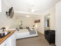 Narimba Motel