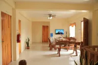 Baletin Hometel Hotels in Basco