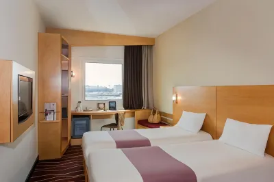 Ibis Sharq