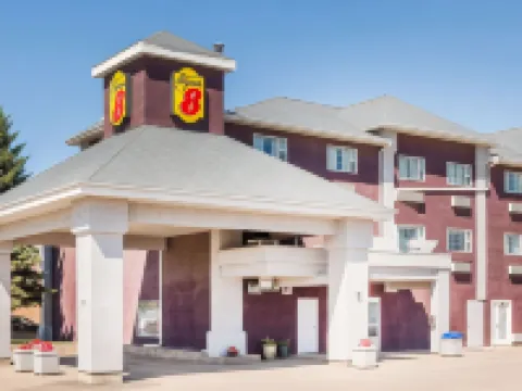 Super 8 by Wyndham Saskatoon Near Saskatoon Airport Hotels in Saskatoon