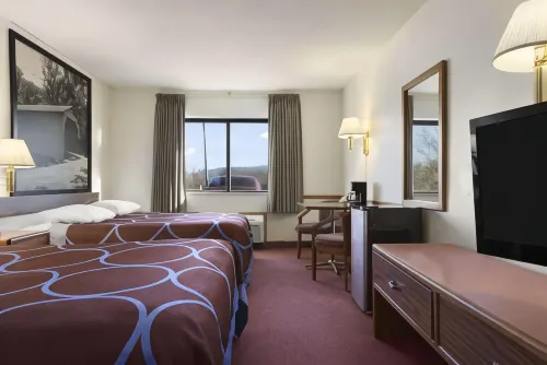 Super 8 by Wyndham Danville Hotel di Danville