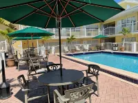 Beach Place Hotel Các khách sạn ở Surfside
