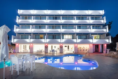 Typic Marina Playa - Adults Only Отели в г. Сан-Антонио-Абад