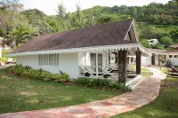 Blue Waters Inn Hotels in 