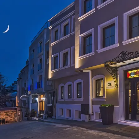Four Doors Hotel Отели рядом с достопримечательностью «Гранд-базар»