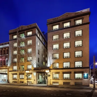 โรงแรมมาร์ค สเปนเซอร์