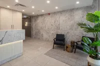 Steveston Waterfront Hotel Hotels in Tsawwassen