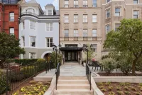 Dupont Circle Embassy Inn by Found Hotels in Shaw