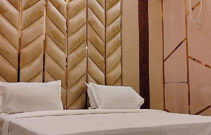 Shraddha Hotel Aligarh
