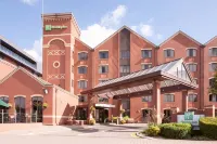 Holiday Inn Lincoln Hoteles cerca de Lincoln Library