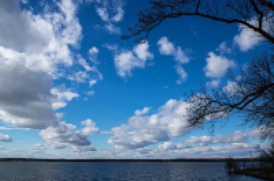 Nancy’s Touch, A Waterfront Paradise!