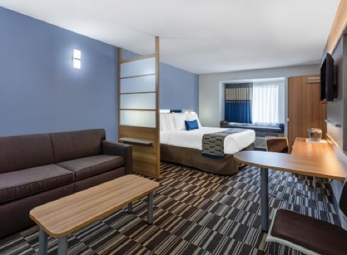 Microtel Inn & Suites by Wyndham Burlington