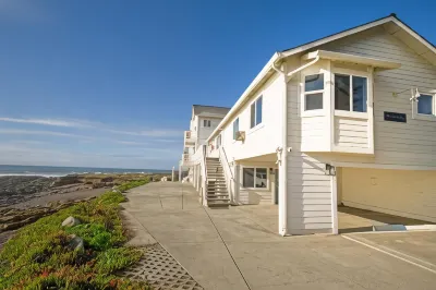 Black Sands Inn Hotels near Cape Mendocino Lighthouse(At Shelter Cove)