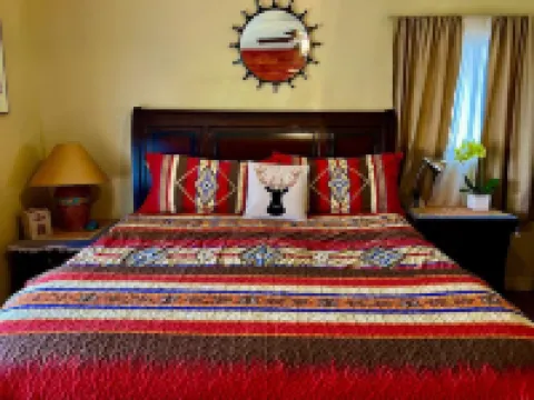 Large 700Sft Downstairs Rental.1 Bedroom 1 Bedroom. No Other Guests on Property