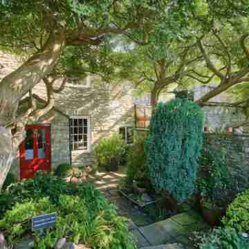 Nuns Cottage Bed & Breakfast Hotel Exterior