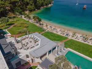 Vathi Cove Luxury Resort & Spa