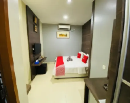 Ct Hotel