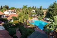 Nora Club Hotel & Spa - Swimmingpools