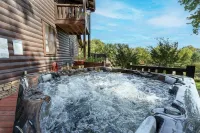 Burning Tree 3 Bedroom Cabin by RedAwning - Chalets