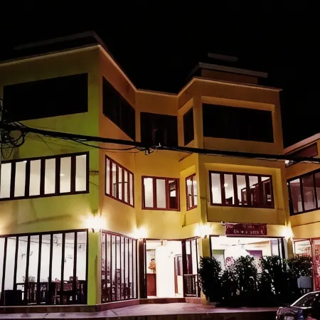 Ban Mae Boonthong Hotel