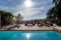 Marbella Boutique Art - Ocean View