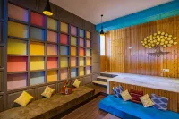 Zostel Srinagar Hotels in Nishat