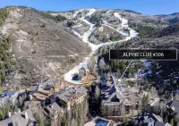 3 Bedroom Condo Just Steps From Arrowhead Lift