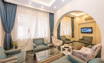 Legend Tulip Hotel