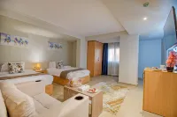 Saray Pyramids & Museum View Hotel Hotels near El-Remaya Square