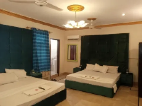 Hill View Guest House - Family Hotel at Prime Location, All Facilities Are Available in Surrounding