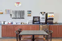 Super 8 by Wyndham Portage la Prairie MB - พร้อมอาหารเช้า