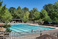 Enjoy Cookouts on the Deck and Peaceful Valley Views! - Elemental Bliss Hotels in Pickens County