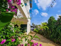 Home Living Unit Hotels near Galle Railway Station