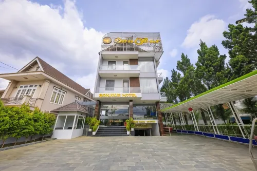 Bonjour Da Lat Hotel Các khách sạn ở Lạc Dương