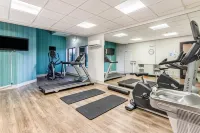 Holiday Inn Express & Suites O'Fallon/Shiloh Hotels in O'Fallon