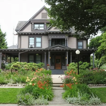 Champaign Garden Inn