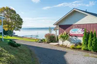 Sands on Golden Lake Hotels in North Algona Wilberforce