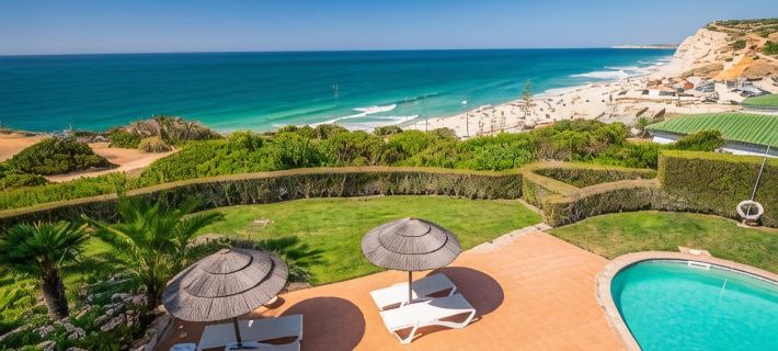 Clube Porto Mos - Sunplace Hotels & Beach Resort Hotels in Lagos